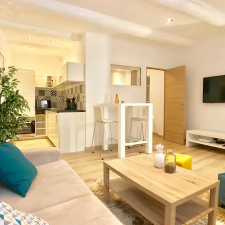 Dans Le Quartier Typique Du Vieil Apartamento
