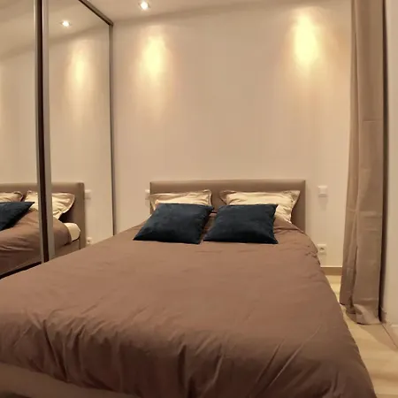 Apartamento Dans Le Quartier Typique Du Vieil Antibes